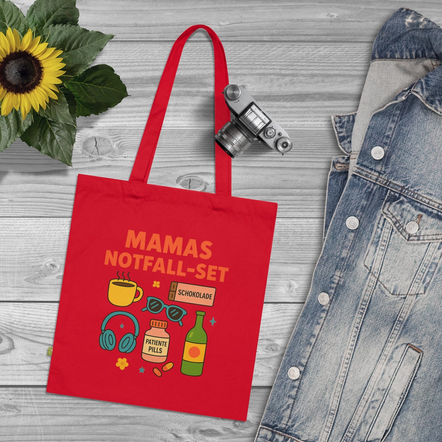 Personalized Mother’s Day tote bag with custom name Custom canvas tote bag gift for mom Gift tote with kids’ names for Mother’s Day Beige tote bag personalized for mom Thoughtful custom tote bag with floral design for mom This tote belongs to mom – person